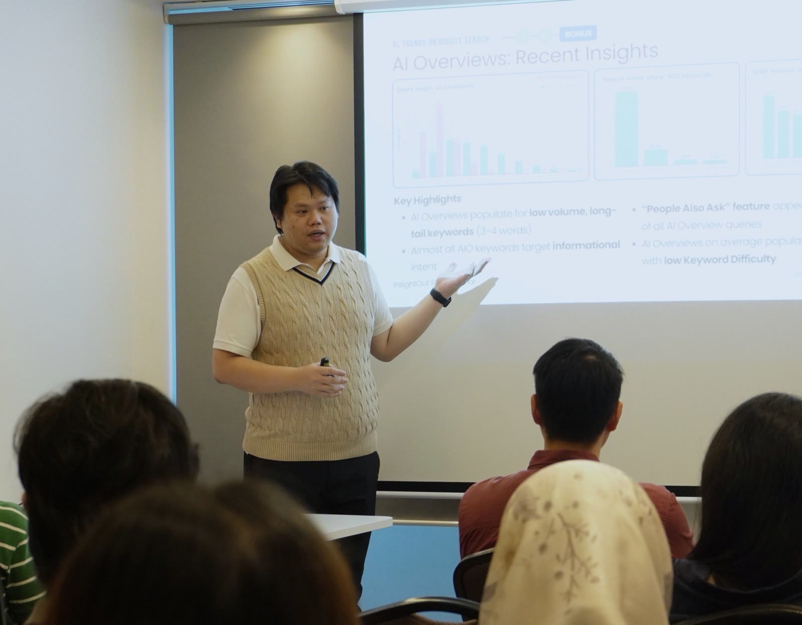 Aaron presenting a search strategy seminar